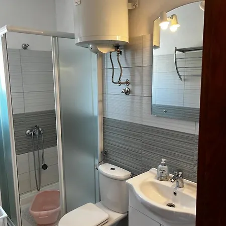 Apartments Uno * Tisno