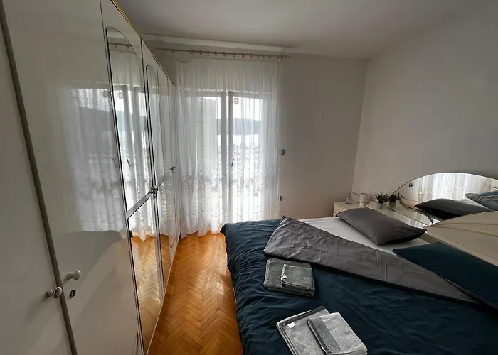 Seaview Lägenhet Tisno